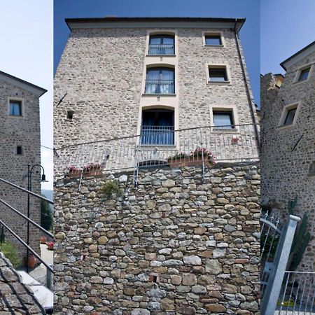Maison d'hôtes Al Castello Da Annamaria à Beverino Extérieur photo